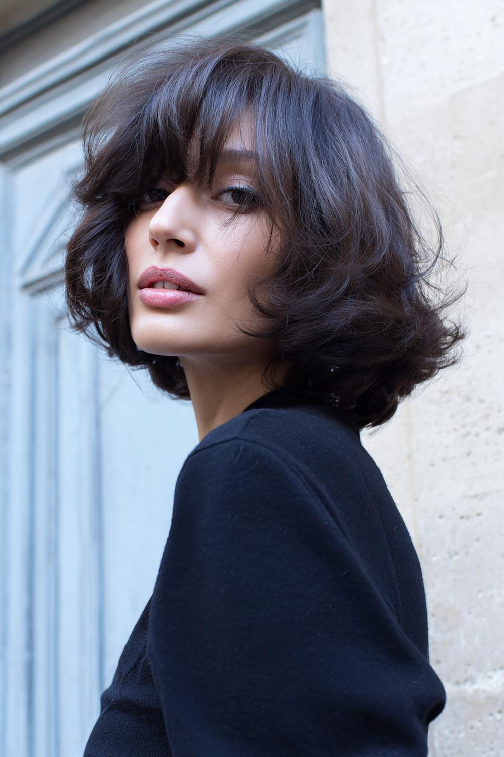 4. Best Hairstyles for 2026: Curved Italian Bob with Rounded Volume