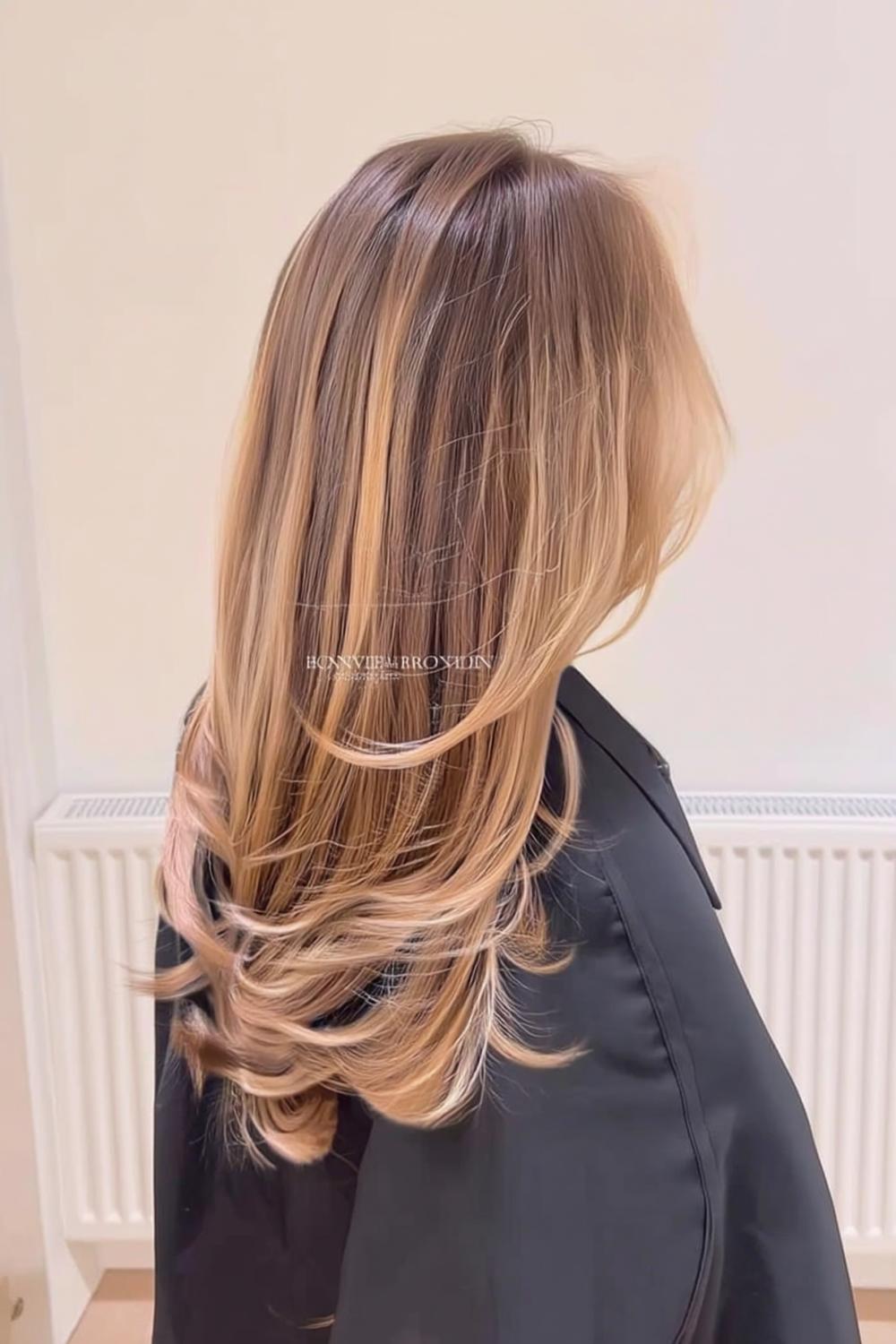 Textured Dark Blonde