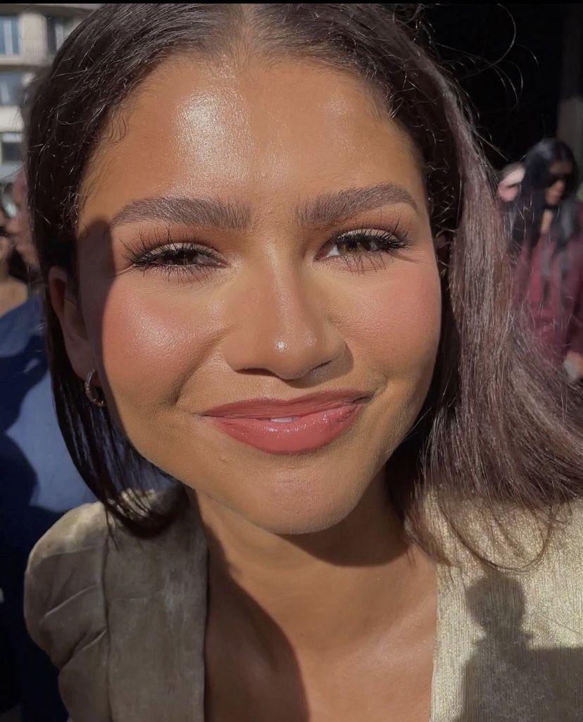Zendaya inspired soft glam eyes and lips