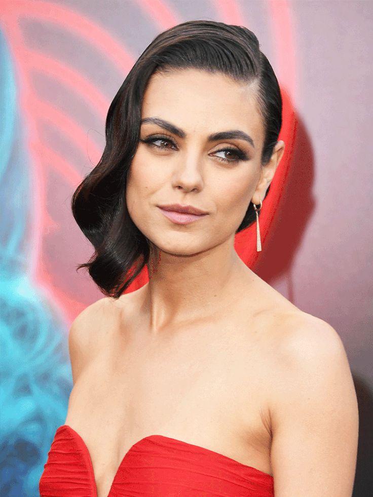 Red carpet side part waves