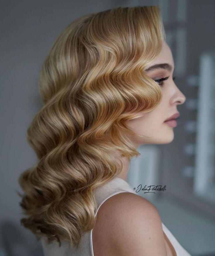 Blonde Hollywood Wellen offene Haare mit Vintage inspiriertem Stil