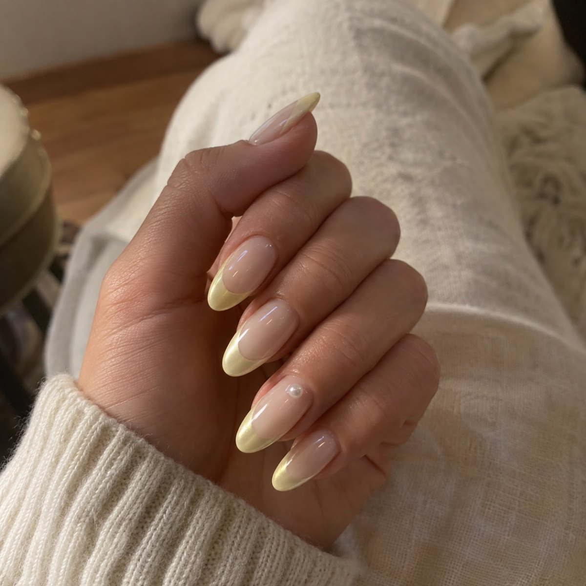 Elegant pearl yellow French nails