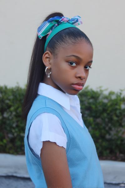 21. Preppy Headband and Low Pony Combo for hairstyles for school ideas