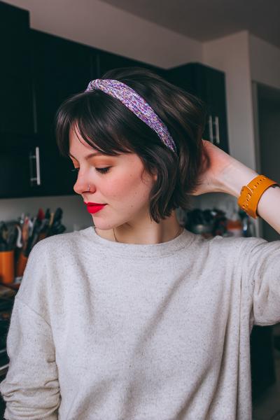 20. No-Heat Headband Tuck Bob for hairstyles for short hair easy ideas