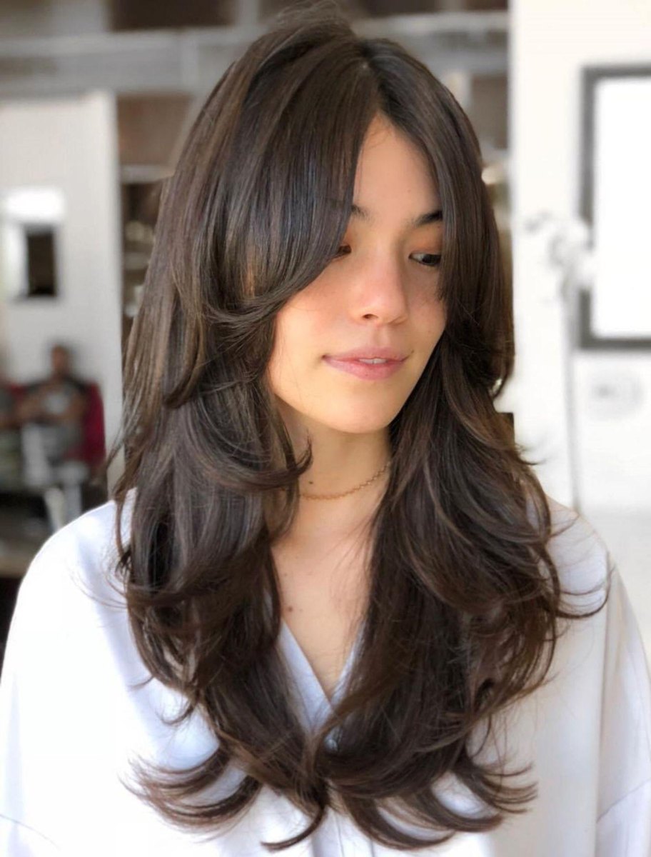 Short curtain bangs long layers
