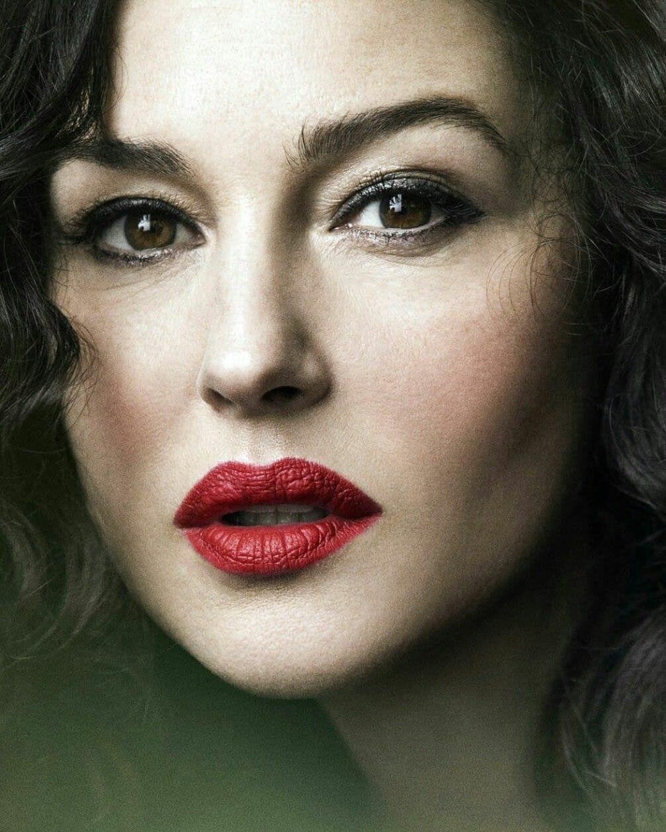 Monica Bellucci beauty portrait