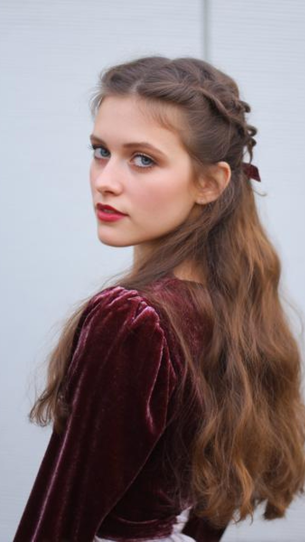 hairstyles for school down curly hair - Hairstyles For School Down That Pair With Any Outfit