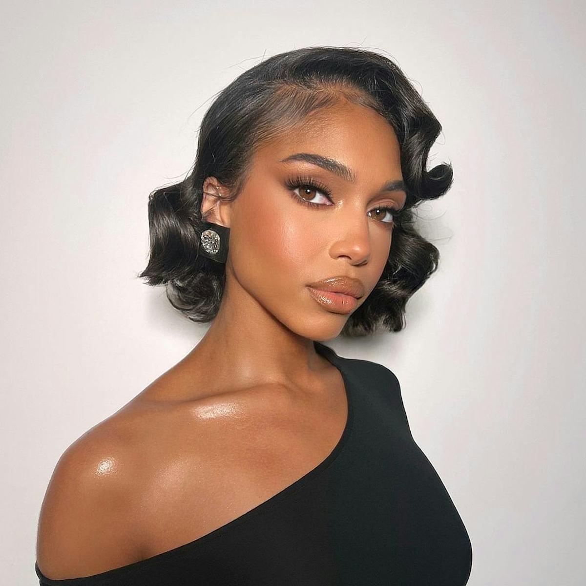 Short bob vintage waves