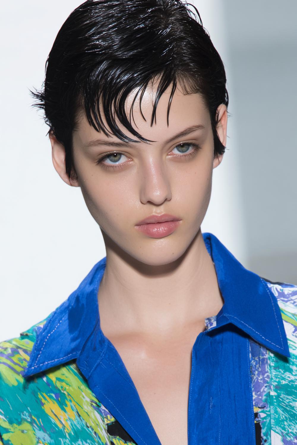 19. Short Hair Idea: Short Cut with Wet-Look Styling and Sleek Edges