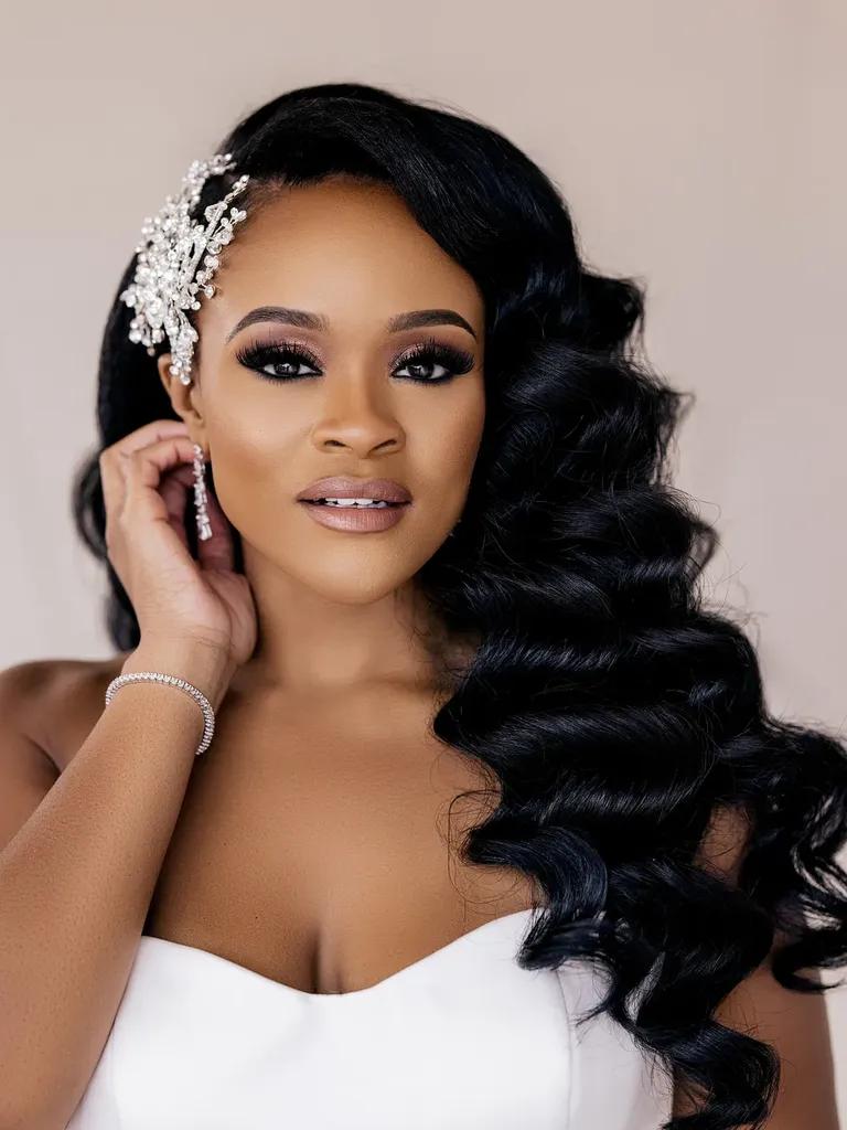 Side swept Hollywood waves black hair