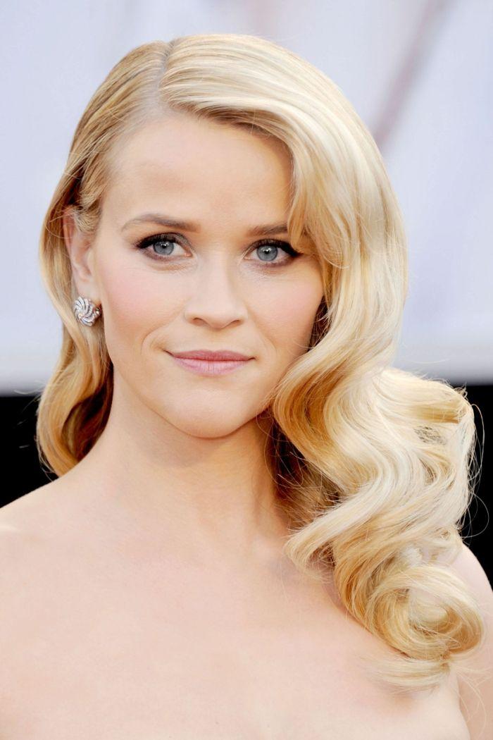 Blonde vintage Hollywood waves